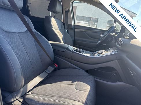 Used 2022 Hyundai Santa Fe SEL w/ Convenience Package image 9