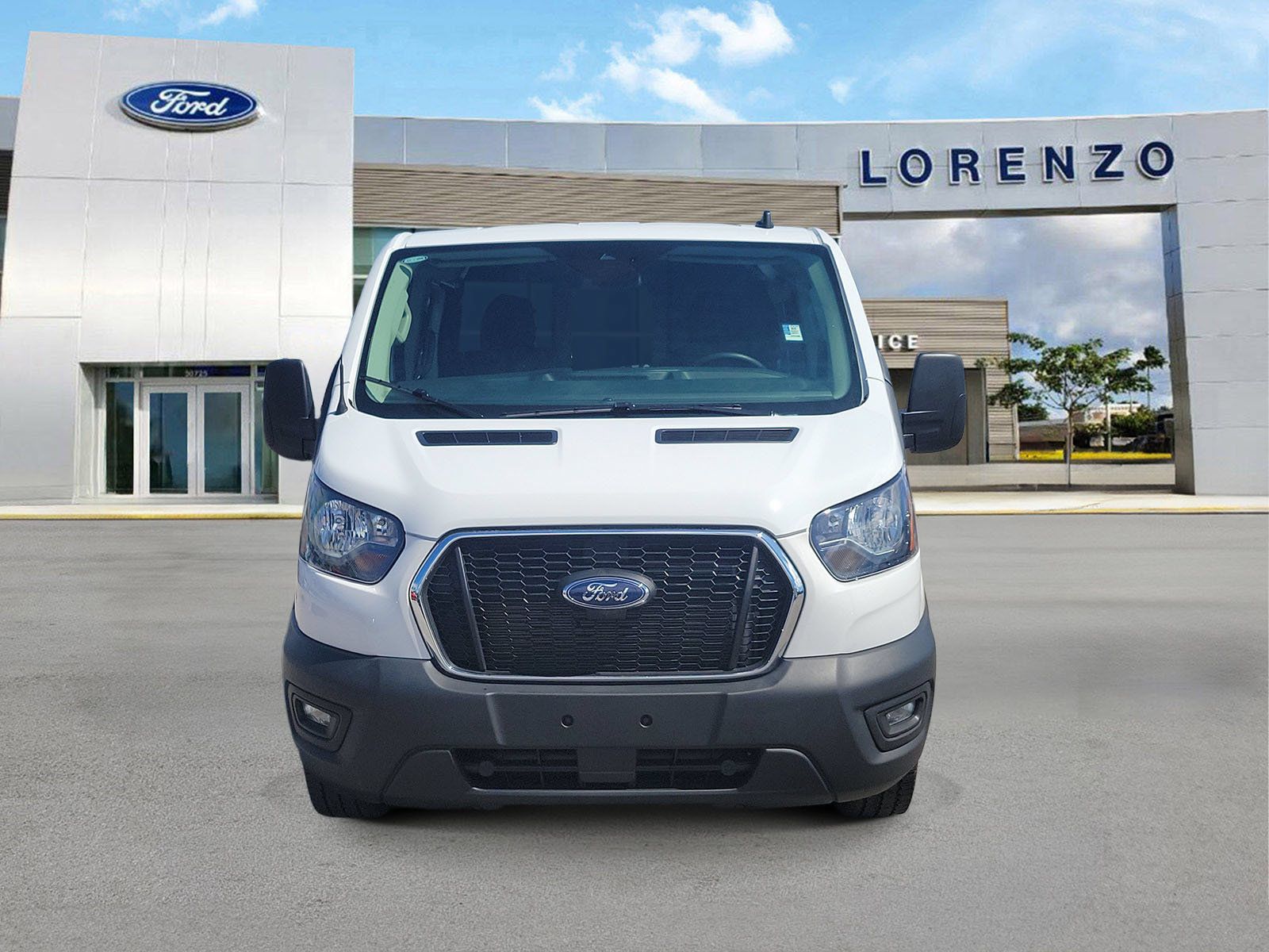 Used 2025 Ford Transit 250 Low Roof w/ Exterior Upgrade Package RWD image 2
