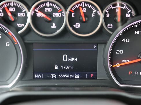 Used 2020 Chevrolet Silverado 1500 RST w/ All-Star Edition image 45