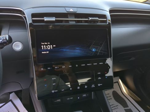 Used 2024 Hyundai Santa Cruz SEL w/ Activity Package image 19