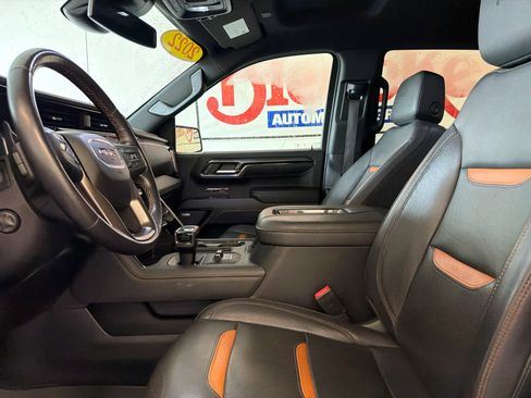 Used 2022 GMC Sierra 1500 AT4 w/ Sierra Safety Plus Package AWD/4WD image 13