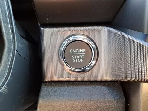 New 2026 Ford F350 Platinum w/ FX4 Off-Road Package image 23