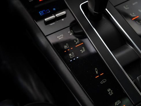 Used 2023 Porsche Macan GTS image 20