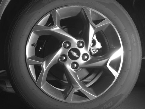 Used 2025 Chevrolet Trax LT w/ LT Convenience Package FWD image 16