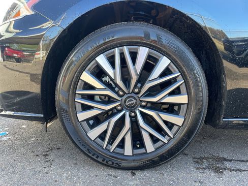 Used 2025 Nissan Altima 2.5 SV image 7