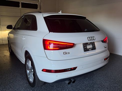 Used 2018 Audi Q3 2.0T Premium w/ Convenience Package AWD/4WD image 49