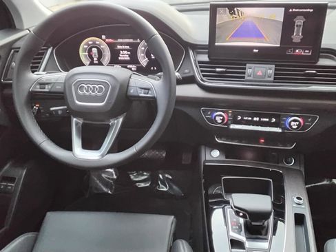 Certified 2024 Audi Q5 e Premium w/ Convenience Package image 21