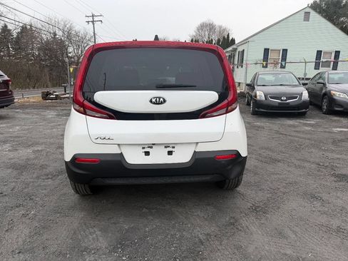 Used 2020 Kia Soul LX image 5