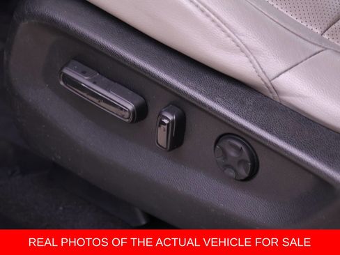 Used 2017 Honda CR-V Touring image 14