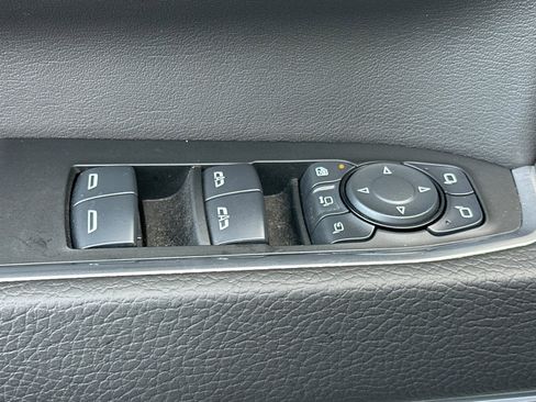 Used 2024 GMC Sierra 2500 Denali w/ Denali Reserve Package image 11