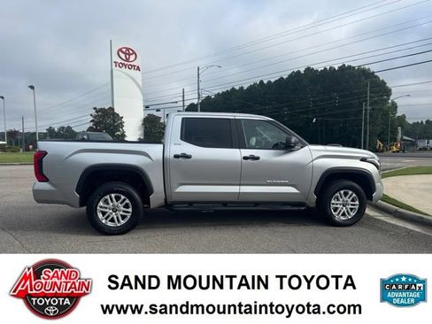 Used 2025 Toyota Tundra SR5 AWD/4WD image 2