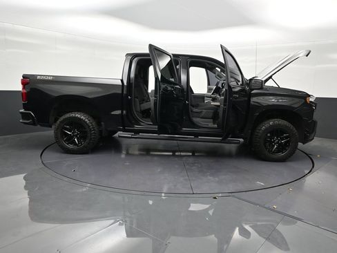 Used 2022 Chevrolet Silverado 1500 LT Trail Boss image 33