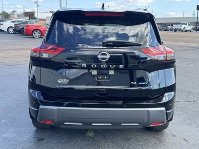 Used 2024 Nissan Rogue SL