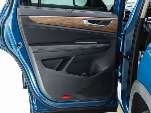 New 2026 Volkswagen Atlas SE image 17