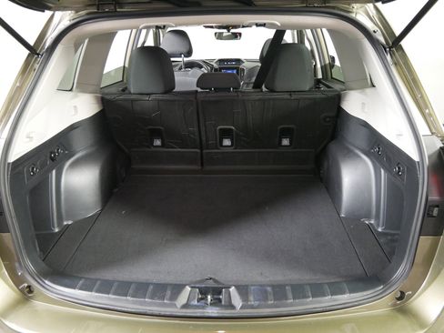 Used 2024 Subaru Forester Premium AWD/4WD image 18