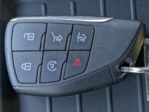 Certified 2024 GMC Yukon Denali w/ Advanced Technology Package AWD/4WD image 33
