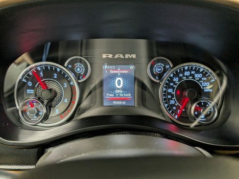 Used 2019 RAM 3500 Big Horn image 18