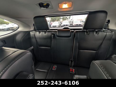 Used 2021 Toyota Highlander Platinum AWD/4WD image 12