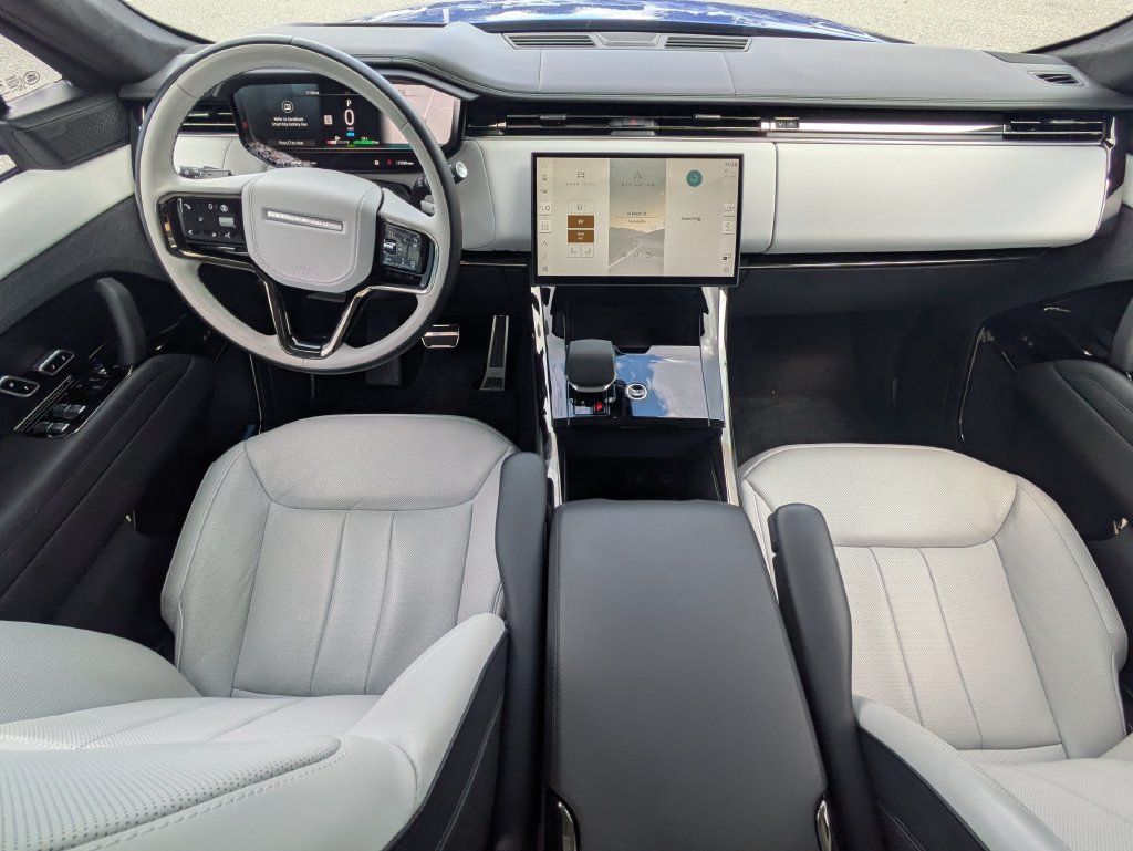 Used 2024 Land Rover Range Rover Sport Autobiography AWD/4WD image 27