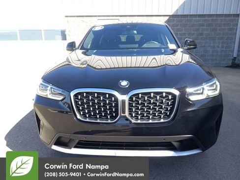 Used 2025 BMW X4 xDrive30i AWD/4WD image 8
