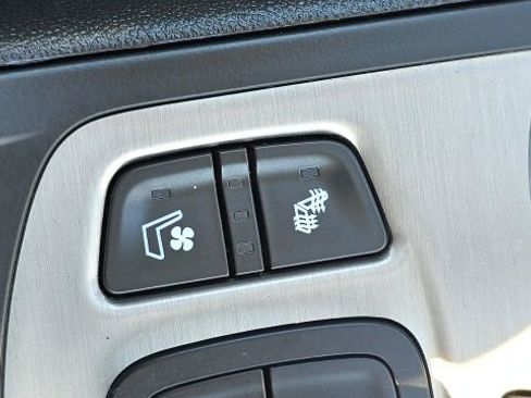 Used 2023 GMC Terrain Denali w/ Denali Premium Package image 19