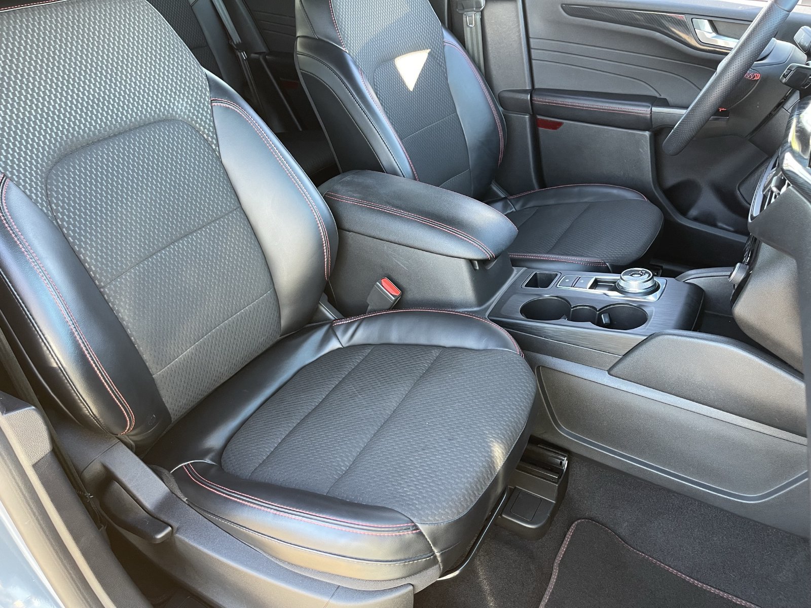 Certified 2023 Ford Escape ST-Line w/ Tech Pack #1 FWD image 12