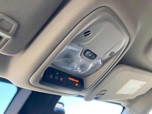 Used 2025 Buick Encore GX Preferred image 24