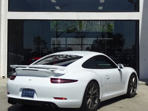Used 2015 Porsche 911 Carrera S RWD image 9