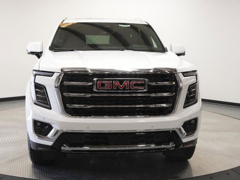 New 2026 GMC Yukon XL Elevation image 2