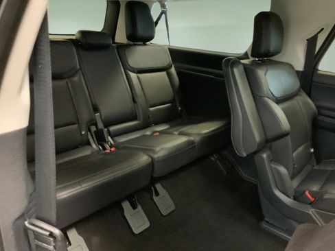 Used 2025 Ford Expedition Max Platinum AWD/4WD image 39