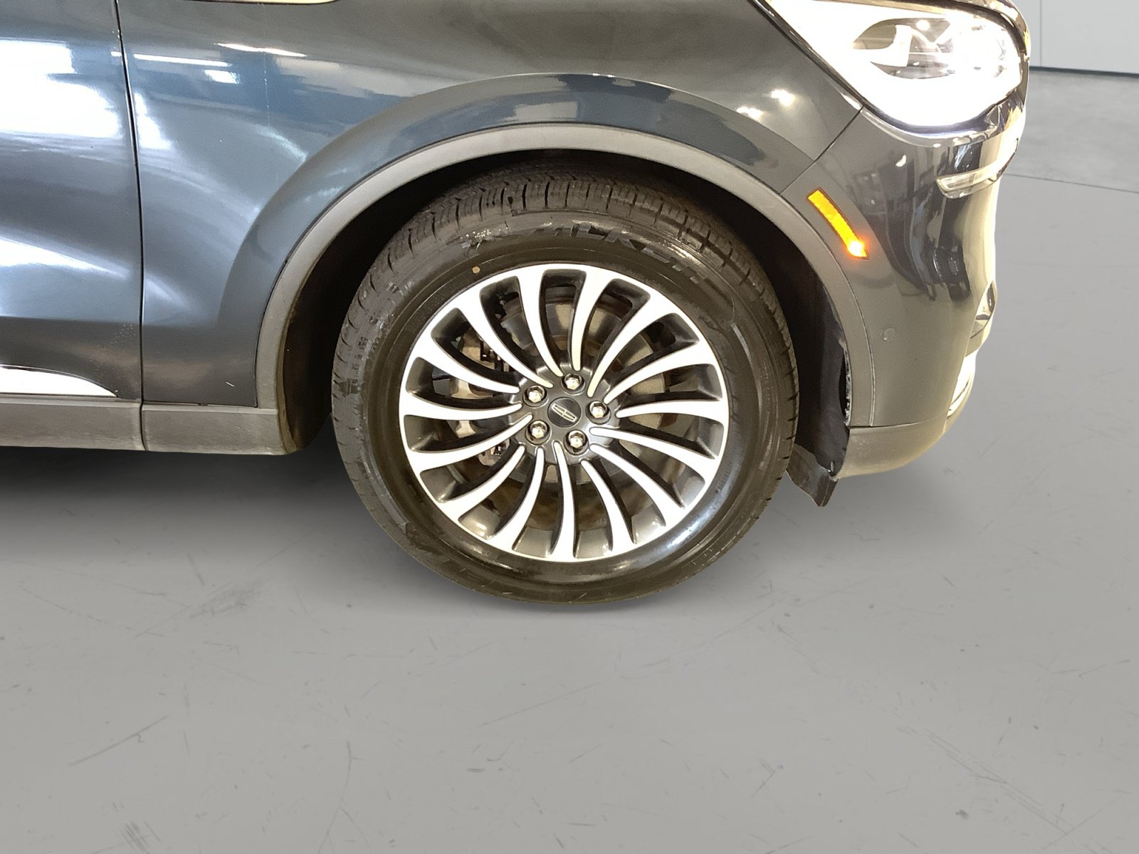 Used 2022 Lincoln Aviator Reserve w/ Equipment Group 201A RWD image 9