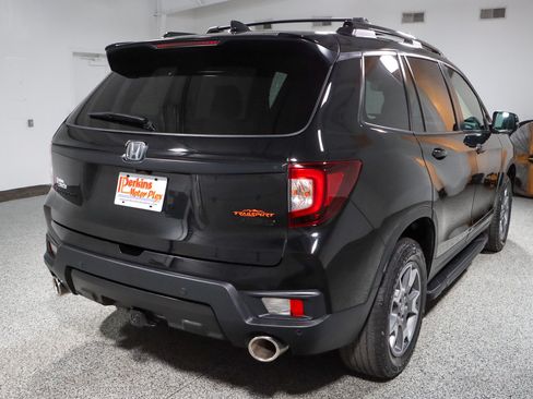 Used 2023 Honda Passport TrailSport image 7