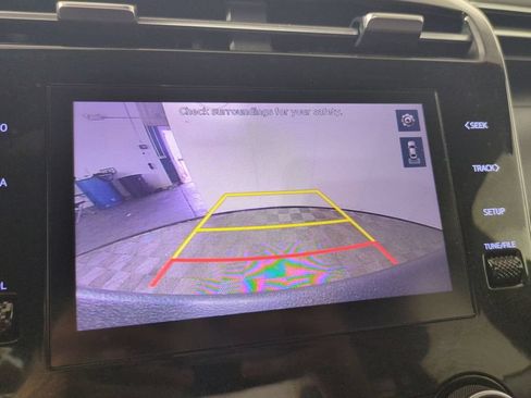 Used 2024 Hyundai Santa Cruz SE FWD image 23