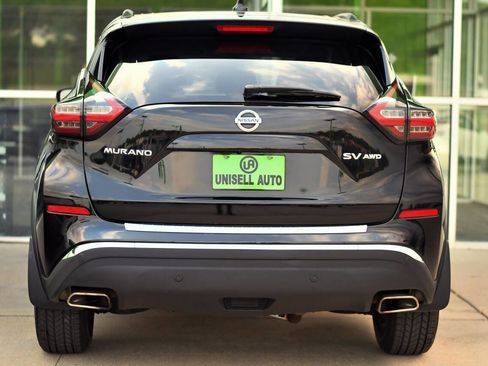 Used 2019 Nissan Murano SV w/ Premium Package image 6