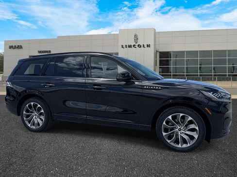 New 2026 Lincoln Aviator AWD w/ Jet Appearance Package image 1
