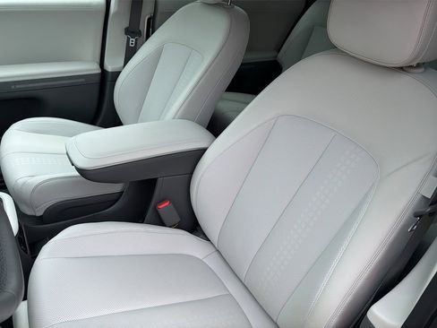 Certified 2023 Hyundai Ioniq 5 Limited AWD/4WD image 18