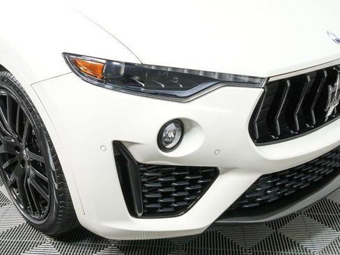 Used 2022 Maserati Levante Modena image 39