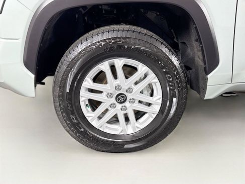 Used 2024 Toyota Tundra SR5 w/ SR5 Convenience Package AWD/4WD image 41
