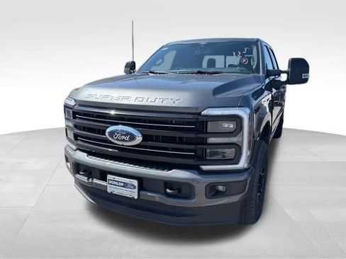 Used 2026 Ford F350 Platinum image 2