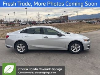 Used 2021 Chevrolet Malibu LS video 2