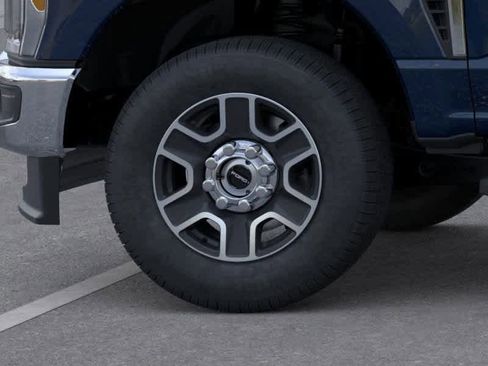 New 2025 Ford F250 XLT image 19