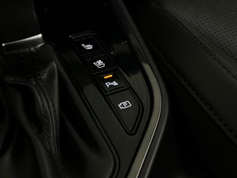 Used 2023 Kia Niro SX image 19