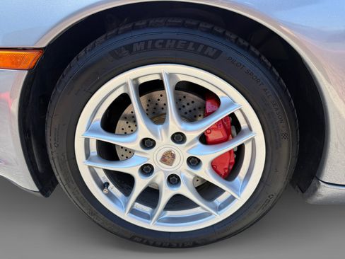 Used 2004 Porsche Boxster S RWD image 9