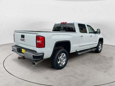 Used 2018 GMC Sierra 3500 SLT w/ Duramax Plus Package AWD/4WD image 5