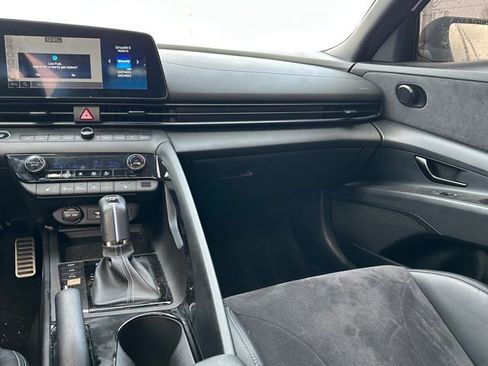 Used 2025 Hyundai Elantra N image 13