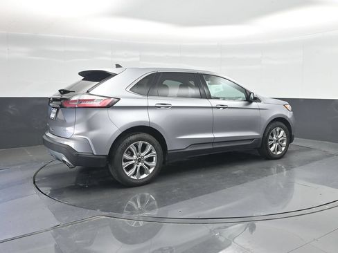 Certified 2024 Ford Edge Titanium AWD/4WD image 15