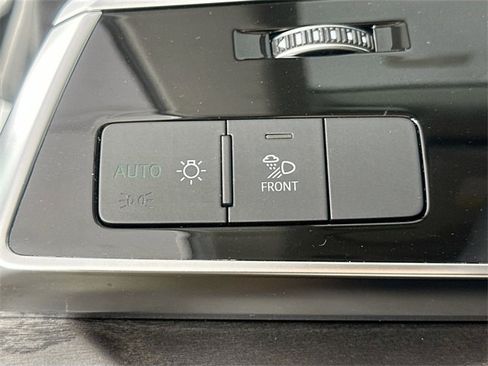 Used 2023 Audi Q8 Premium w/ Convenience Package image 24
