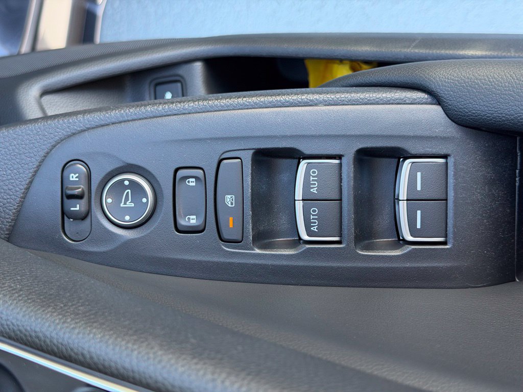 Used 2018 Honda Accord EX image 19
