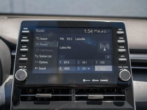 Used 2019 Toyota Avalon XSE FWD image 17