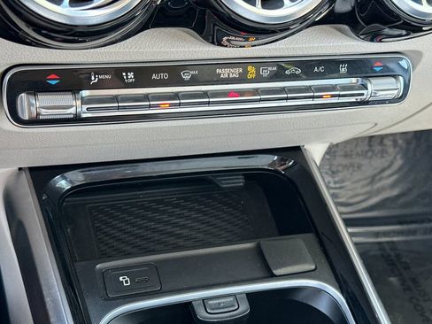 Used 2023 Mercedes-Benz EQB 250+ w/ Exclusive Package image 19